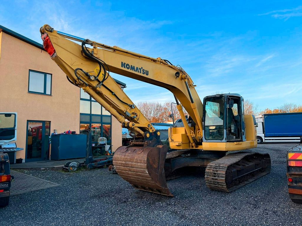 Komatsu PC228USLC 23200 Kg 107 Kw Komatsu PC228USLC 23200 Kg 107 Kw - Beltegraver: bilde 2 Komatsu PC228USLC 23200 Kg 107 Kw Komatsu PC228USLC 23200 Kg 107 Kw - Beltegraver: bilde 2