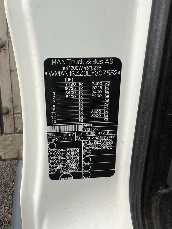 MAN 8.180 4X2 offene Pritsche MAN 8.180 4X2 offene Pritsche - Varebil med plan: bilde 3 MAN 8.180 4X2 offene Pritsche MAN 8.180 4X2 offene Pritsche - Varebil med plan: bilde 3