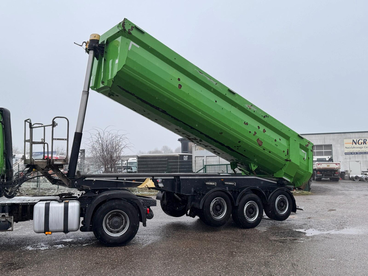 Schwarzmüller 3 Achs 24 Kubik Stahl / Stahl 2 X Liftachse - Tippsemi: bilde 1 Schwarzmüller 3 Achs 24 Kubik Stahl / Stahl 2 X Liftachse - Tippsemi: bilde 1