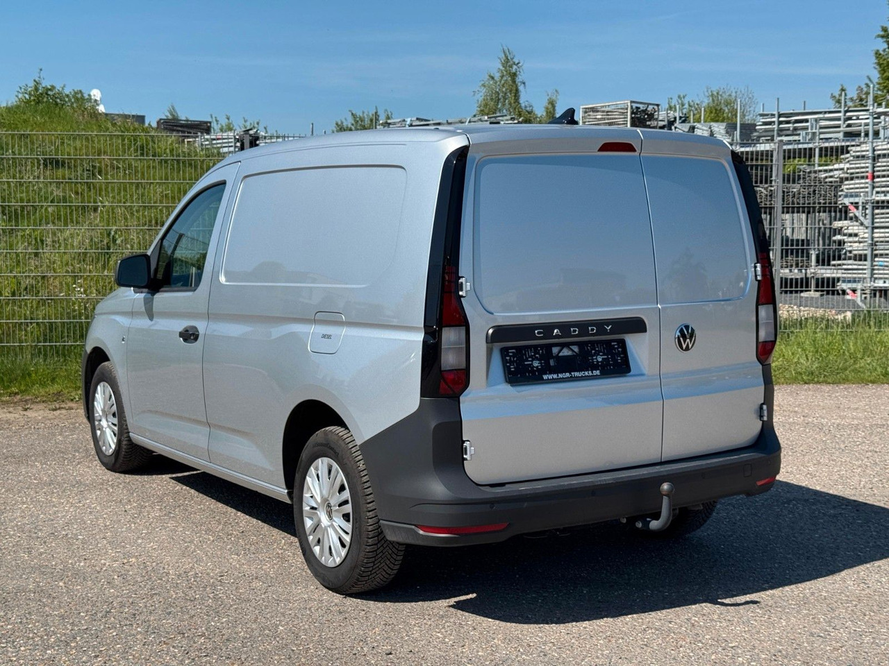Volkswagen Caddy 4x2 | Klima | AHK | PDC | Spurhalteass. - Persontransport: bilde 3 Volkswagen Caddy 4x2 | Klima | AHK | PDC | Spurhalteass. - Persontransport: bilde 3