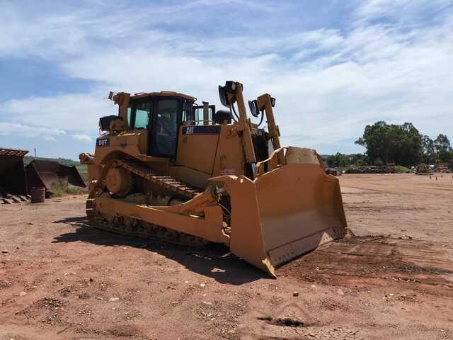 CAT D8T - Bulldozer: bilde 1 CAT D8T - Bulldozer: bilde 1