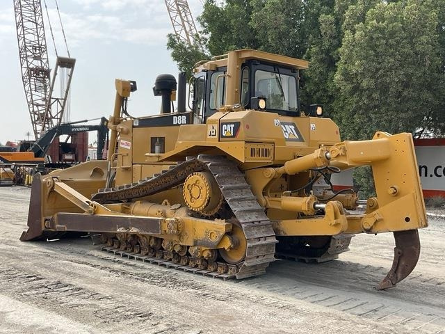 CAT D8R - Bulldozer: bilde 2 CAT D8R - Bulldozer: bilde 2