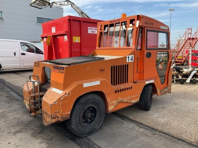 Charlatte TD225 - Elektrisk trekkvogn: bilde 3 Charlatte TD225 - Elektrisk trekkvogn: bilde 3