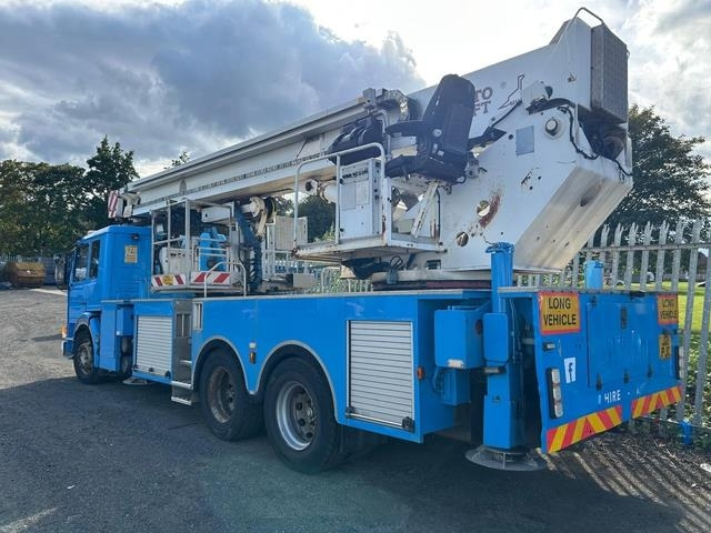 Scania P113ML - Billift: bilde 2 Scania P113ML - Billift: bilde 2