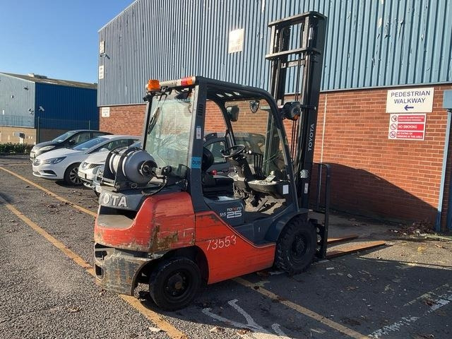 Toyota 02-8FGF25 - Gaffeltruck: bilde 3 Toyota 02-8FGF25 - Gaffeltruck: bilde 3