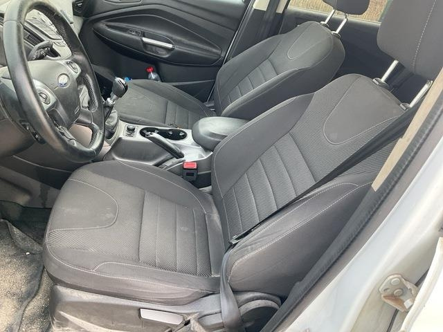 Personenbil Ford Kuga: bilde 23