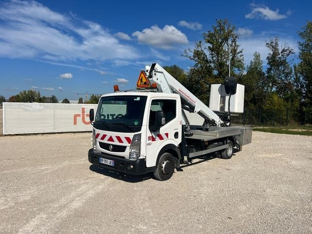 Renault Maxity 120DXI - Billift: bilde 1 Renault Maxity 120DXI - Billift: bilde 1