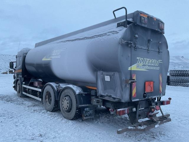 Scania P114LB-380 - Tankbil: bilde 2 Scania P114LB-380 - Tankbil: bilde 2