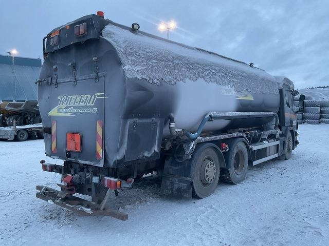 Scania P114LB-380 - Tankbil: bilde 3 Scania P114LB-380 - Tankbil: bilde 3