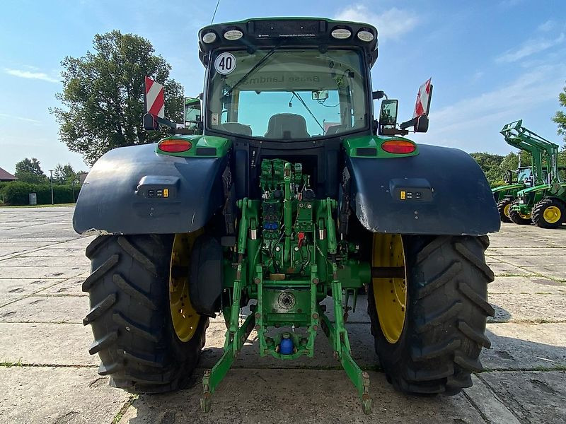 John Deere 6215R AutoPowr 50km/h - Traktor: bilde 4 John Deere 6215R AutoPowr 50km/h - Traktor: bilde 4