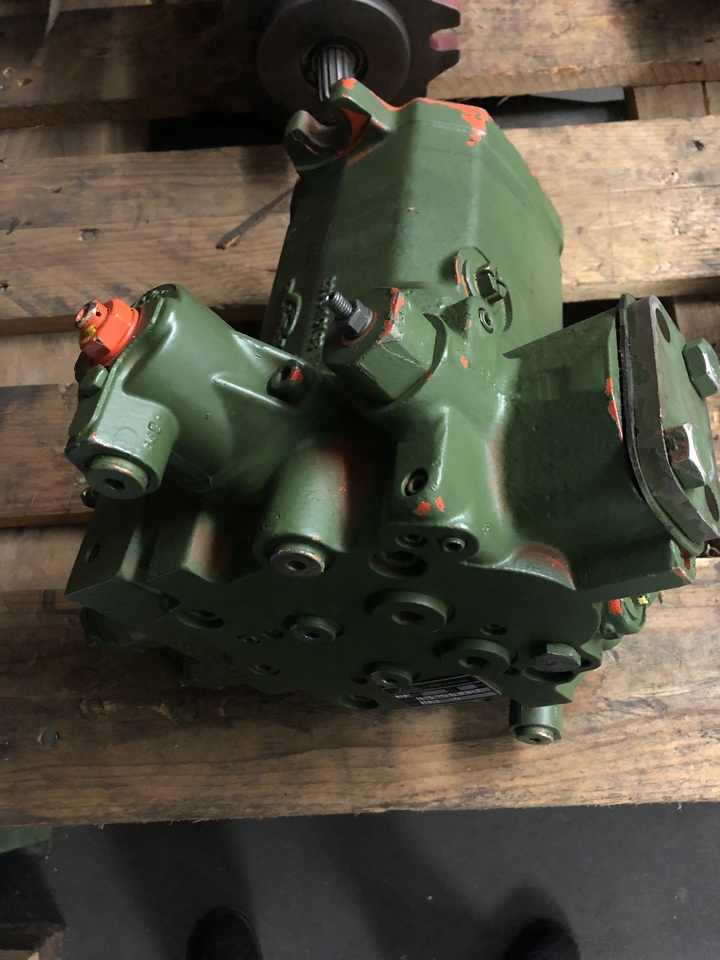 Linde HMF 75 - Hydraulisk motor: bilde 2 Linde HMF 75 - Hydraulisk motor: bilde 2