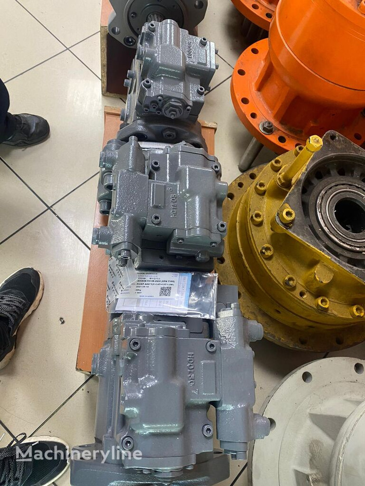 H3V112DT-9L00 / H3V63S - Hydraulisk pumpe for Gravemaskin: bilde 2 H3V112DT-9L00 / H3V63S - Hydraulisk pumpe for Gravemaskin: bilde 2