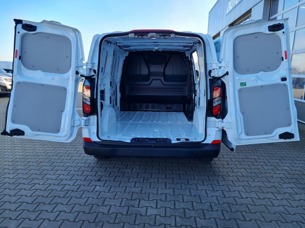Ford Custom Kasten L1 Trend KLIMA KAMERA PDC TEMPOMAT - Små varebil: bilde 5 Ford Custom Kasten L1 Trend KLIMA KAMERA PDC TEMPOMAT - Små varebil: bilde 5