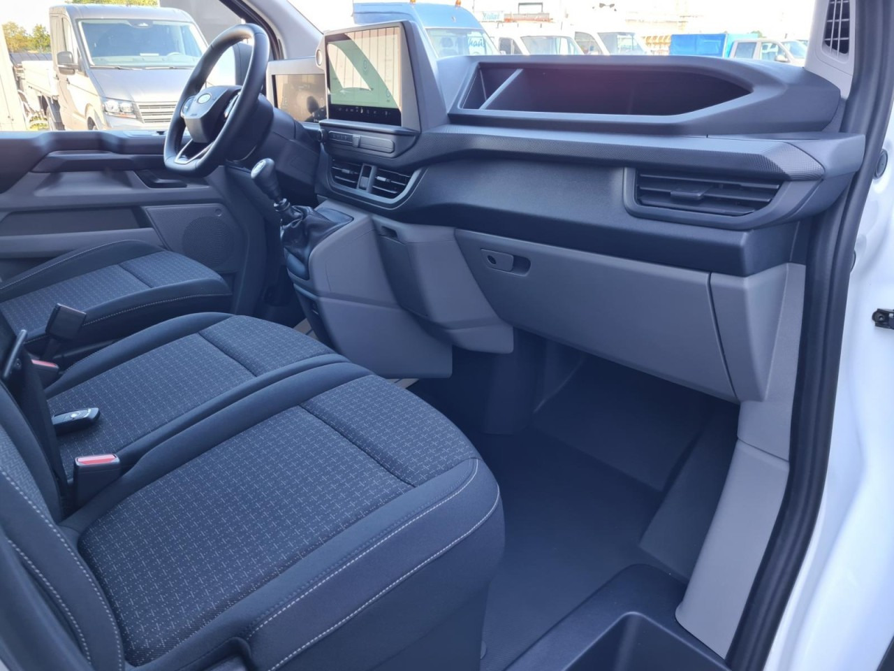 Små varebil, Varebil med dobbelt førerhus Ford Custom Kasten L2 Doka Trend KLIMA KAMERA PDC TEMPOMAT: bilde 13 Små varebil, Varebil med dobbelt førerhus Ford Custom Kasten L2 Doka Trend KLIMA KAMERA PDC TEMPOMAT: bilde 13