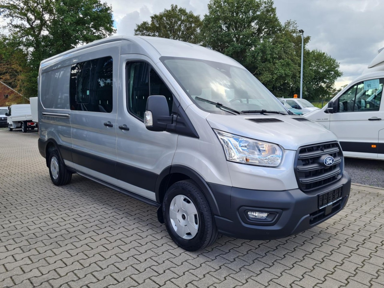 Ford Transit 3,5t Kasten Doka TDCi L3 Trend AHK PDC KAMERA - Kassebil, Varebil med dobbelt førerhus: bilde 3 Ford Transit 3,5t Kasten Doka TDCi L3 Trend AHK PDC KAMERA - Kassebil, Varebil med dobbelt førerhus: bilde 3