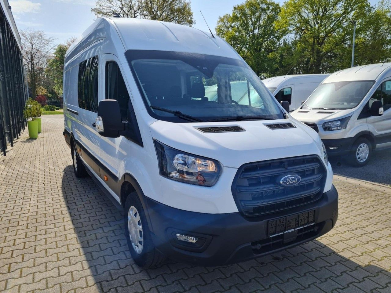 Ford Transit 350 Kasten L4H3 Doka Trend Mixto RWD - Kassebil, Varebil med dobbelt førerhus: bilde 2 Ford Transit 350 Kasten L4H3 Doka Trend Mixto RWD - Kassebil, Varebil med dobbelt førerhus: bilde 2