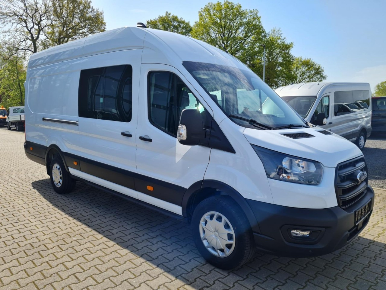 Ford Transit 350 Kasten L4H3 Doka Trend Mixto RWD - Kassebil, Varebil med dobbelt førerhus: bilde 3 Ford Transit 350 Kasten L4H3 Doka Trend Mixto RWD - Kassebil, Varebil med dobbelt førerhus: bilde 3