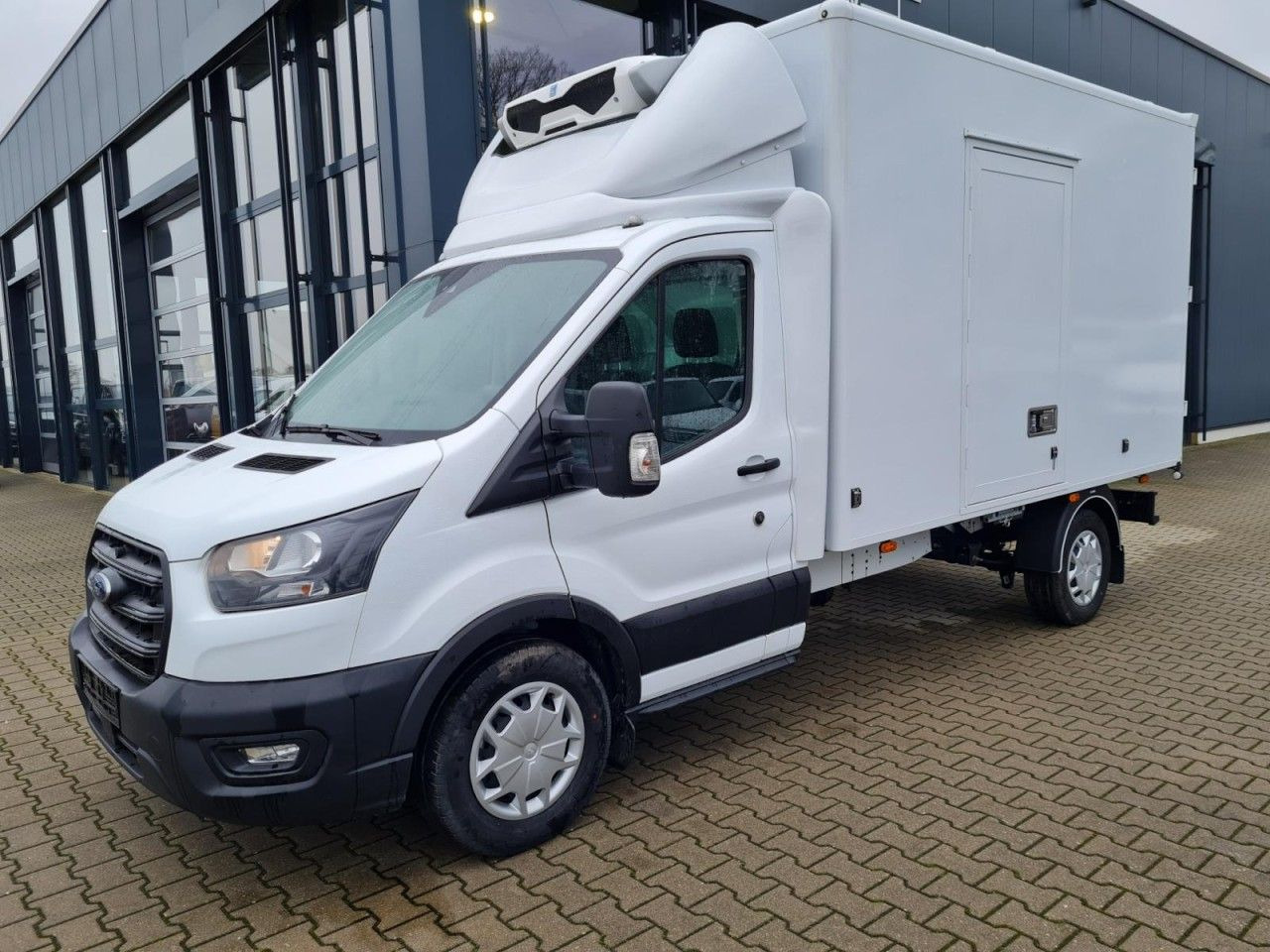 Ford Transit 350 Kühlkoffer STAND+FAHRKÜHLUNG TREND Ford Transit 350 Kühlkoffer STAND+FAHRKÜHLUNG TREND - Kjølebil: bilde 3 Ford Transit 350 Kühlkoffer STAND+FAHRKÜHLUNG TREND Ford Transit 350 Kühlkoffer STAND+FAHRKÜHLUNG TREND - Kjølebil: bilde 3