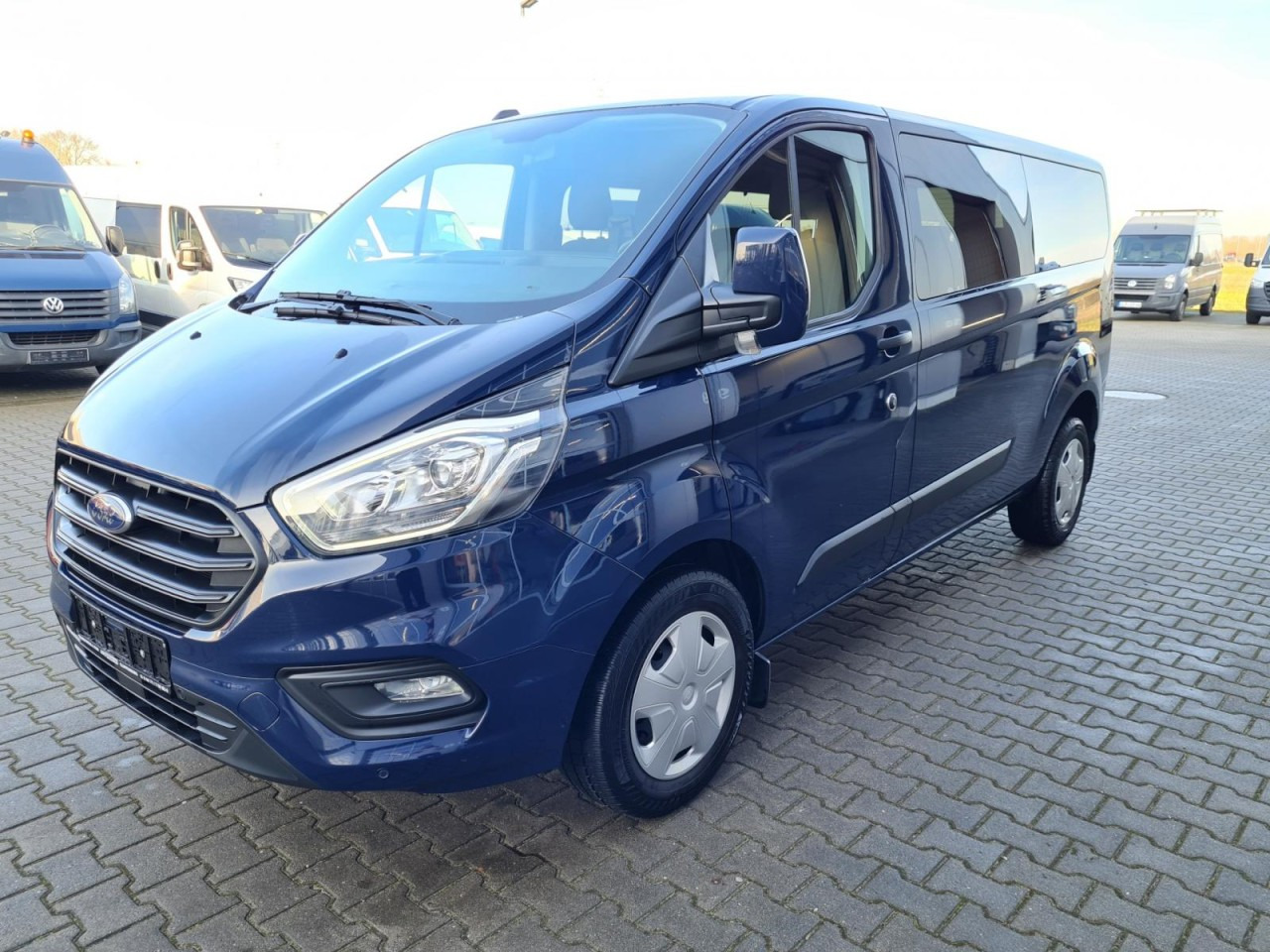 Ford Transit Custom Kombi 320 L2 Trend 9 Sitze PDC - Minibuss, Persontransport: bilde 3 Ford Transit Custom Kombi 320 L2 Trend 9 Sitze PDC - Minibuss, Persontransport: bilde 3