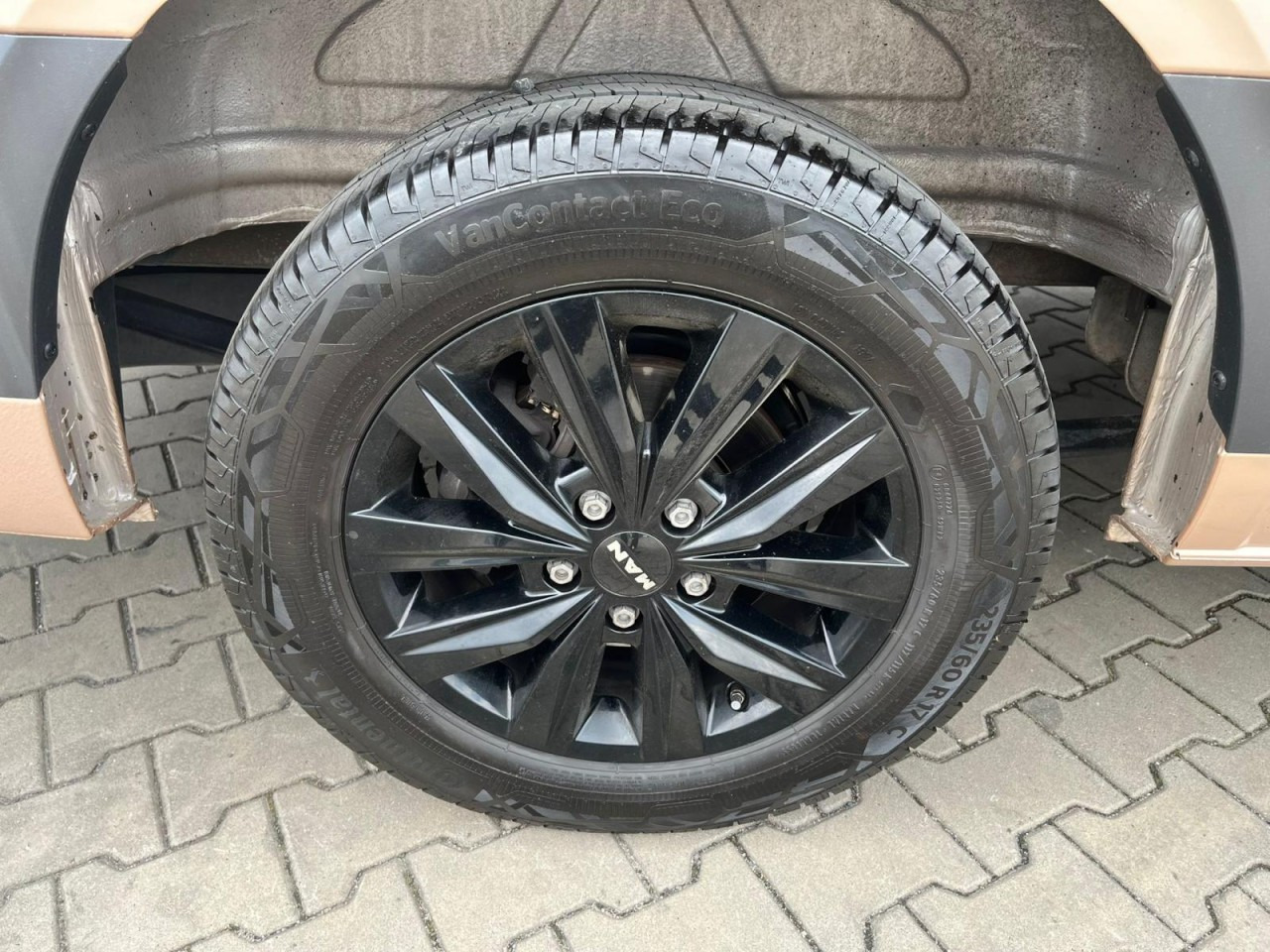 Minibuss, Persontransport Man TGE 3.180 Kombi 9 Sitze ALU ERGO KAMERA LED NAVI LEDER Sonderumbau: bilde 22