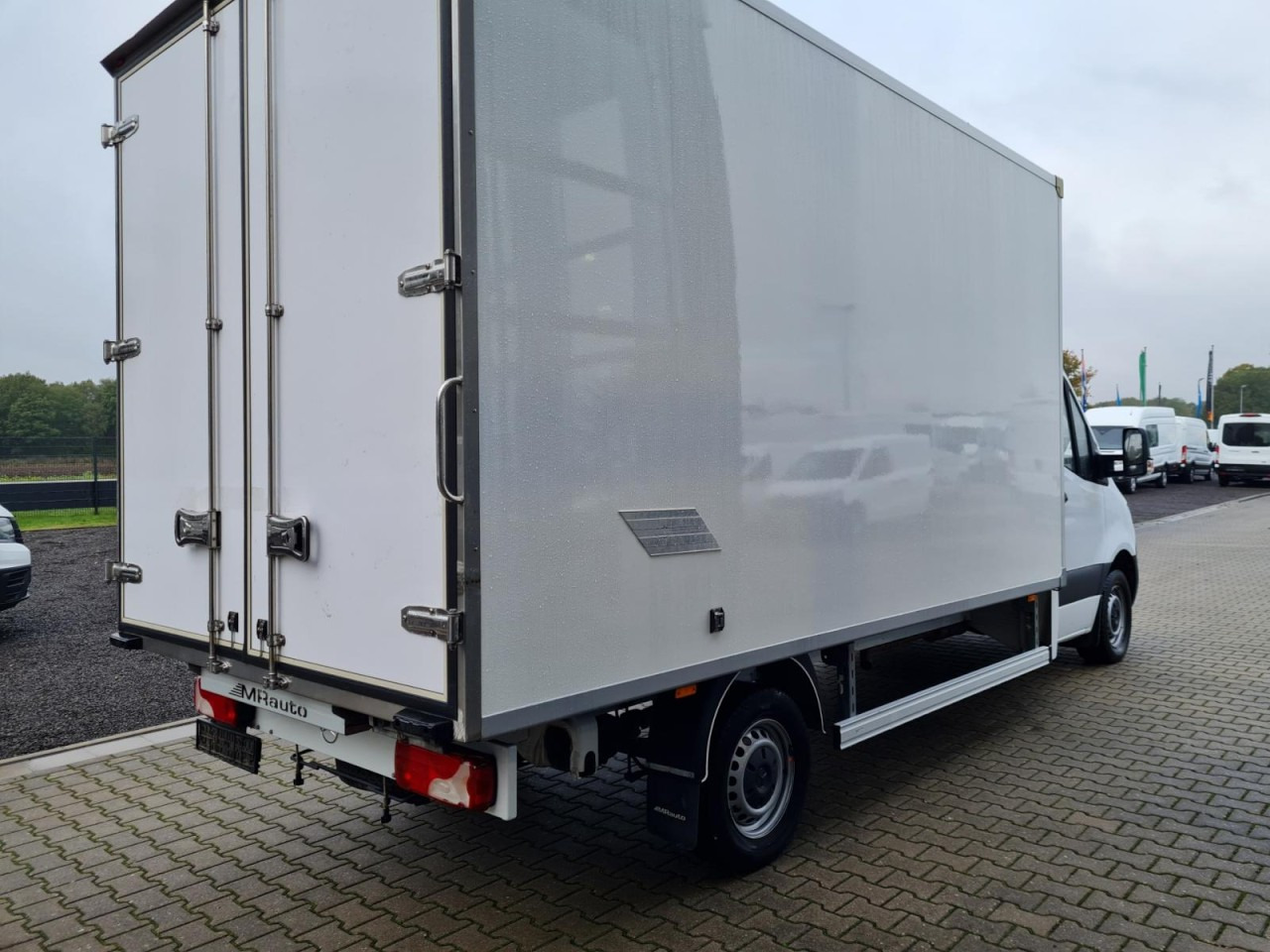 Mercedes-Benz Sprinter 315 CDI Koffer RWD KLIMA TEMPOMAT - Varebil med skap: bilde 4 Mercedes-Benz Sprinter 315 CDI Koffer RWD KLIMA TEMPOMAT - Varebil med skap: bilde 4