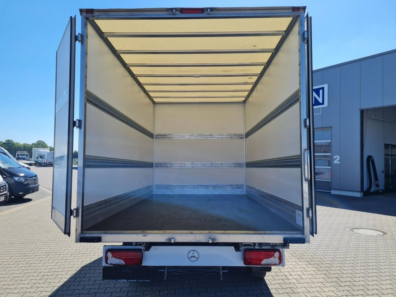 Mercedes-Benz Sprinter 315 Möbel Koffer RWD KLIMA KOMFORT TEMP - Varebil med skap: bilde 5 Mercedes-Benz Sprinter 315 Möbel Koffer RWD KLIMA KOMFORT TEMP - Varebil med skap: bilde 5