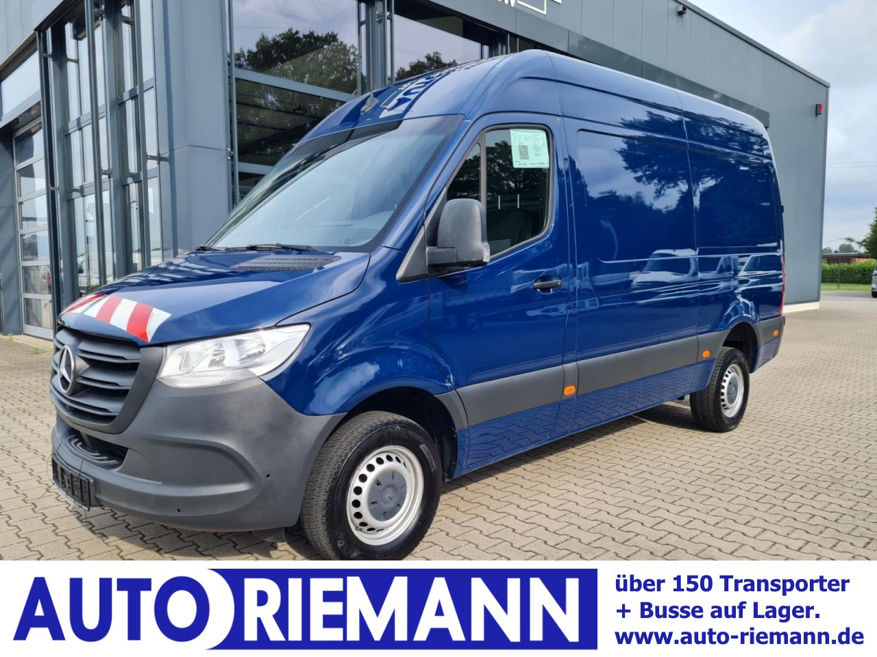 Mercedes-Benz Sprinter 316 Kasten CDI MR RWD AHK MBUX KAMERA - Kassebil: bilde 1 Mercedes-Benz Sprinter 316 Kasten CDI MR RWD AHK MBUX KAMERA - Kassebil: bilde 1
