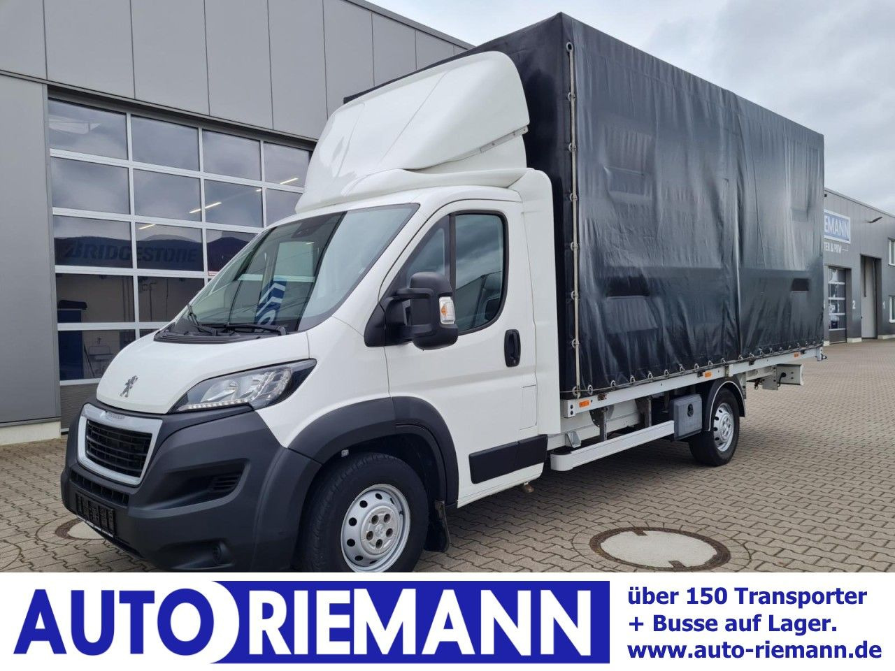 Peugeot Boxer 3,5t Pritsche Plane 2.2 HDi L4 435 - Varebil med kapell: bilde 1 Peugeot Boxer 3,5t Pritsche Plane 2.2 HDi L4 435 - Varebil med kapell: bilde 1
