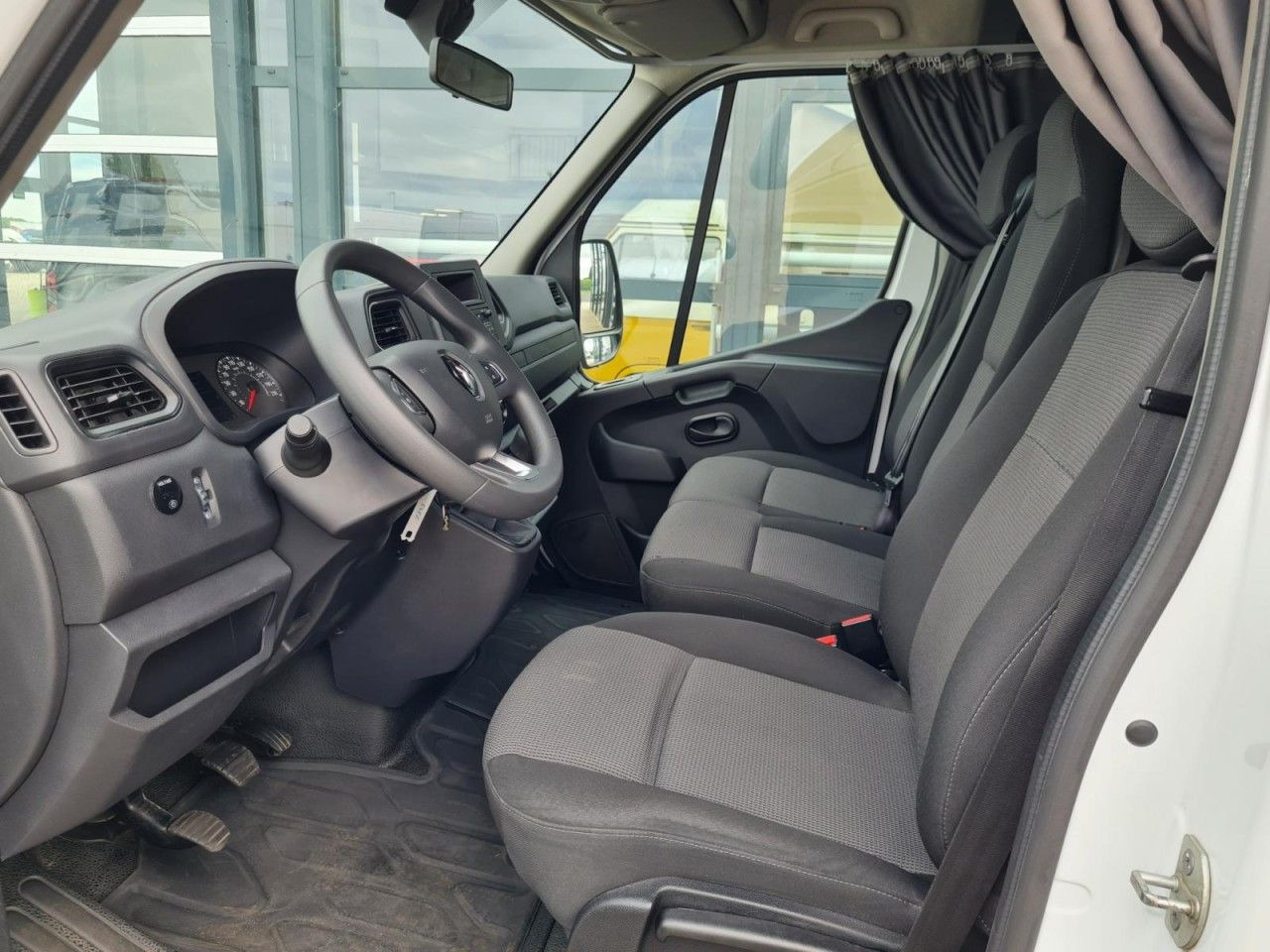 Varebil med kapell Renault Master 3,5t Pritsche Plane Schlafkab. dCi 165 KL: bilde 9