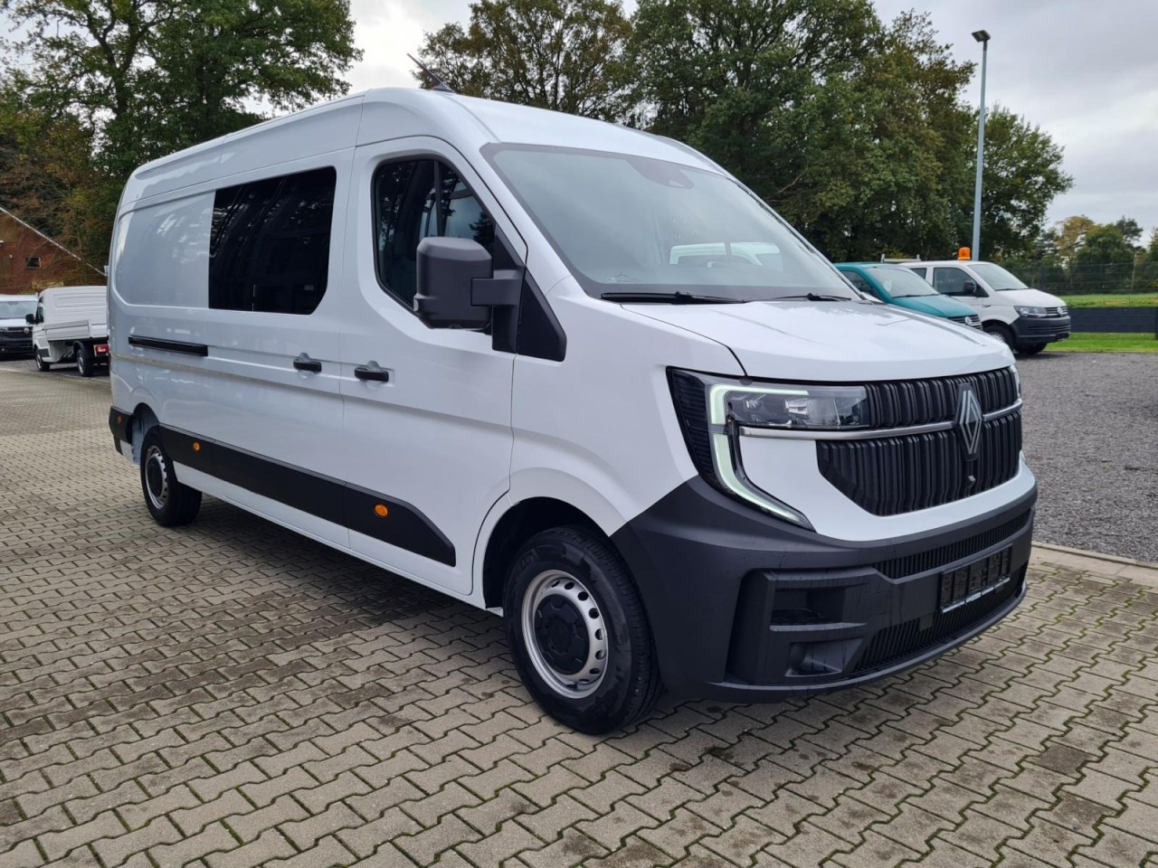 Renault Master 35 Kasten dCi Doka L3H2 KLIMA TEMPOMAT - Varebil med dobbelt førerhus: bilde 3 Renault Master 35 Kasten dCi Doka L3H2 KLIMA TEMPOMAT - Varebil med dobbelt førerhus: bilde 3