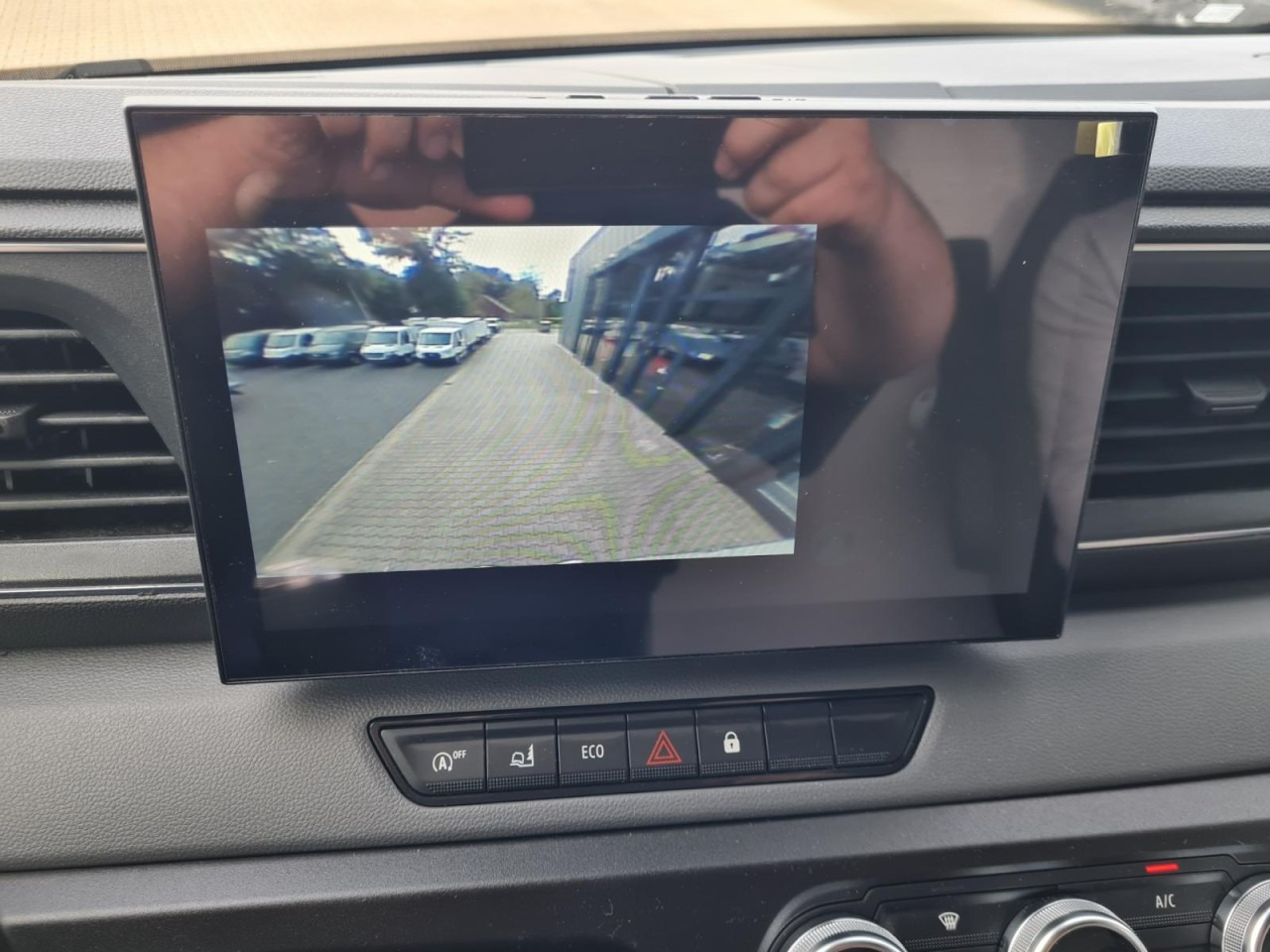 Leie  Renault Master 35 Kühlkoffer Tiefrahmen dCi 170 Stand+​Fahrk. Renault Master 35 Kühlkoffer Tiefrahmen dCi 170 Stand+​Fahrk.: bilde 10