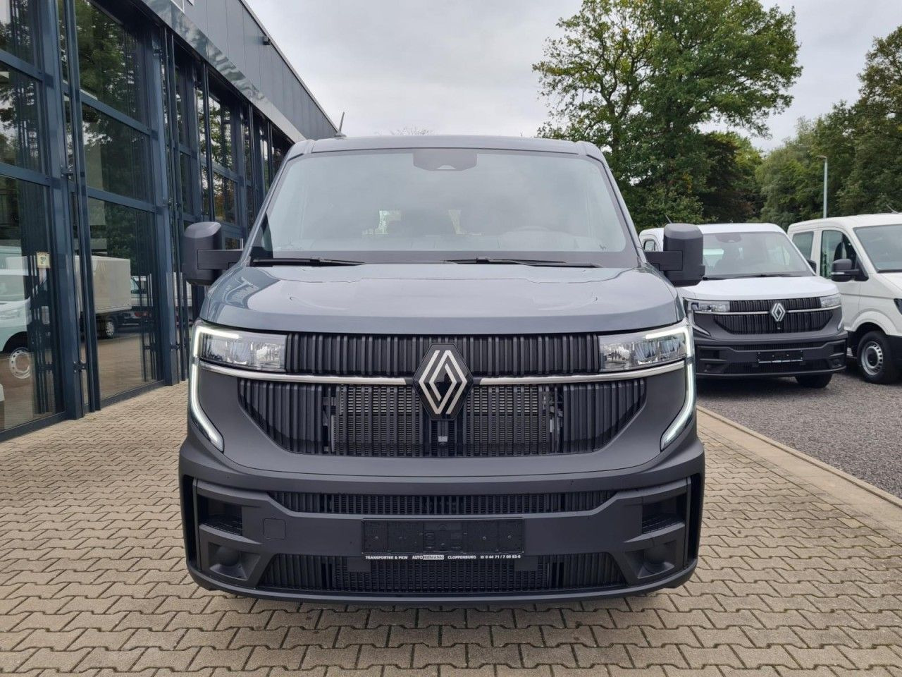 Renault Master 35 New Doka lang L3 AG Klima Komfort Temp - Varebil med plan, Varebil med dobbelt førerhus: bilde 2 Renault Master 35 New Doka lang L3 AG Klima Komfort Temp - Varebil med plan, Varebil med dobbelt førerhus: bilde 2