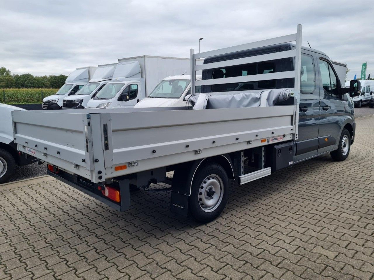 Renault Master 35 New Doka lang L3 AG Klima Komfort Temp - Varebil med plan, Varebil med dobbelt førerhus: bilde 4 Renault Master 35 New Doka lang L3 AG Klima Komfort Temp - Varebil med plan, Varebil med dobbelt førerhus: bilde 4