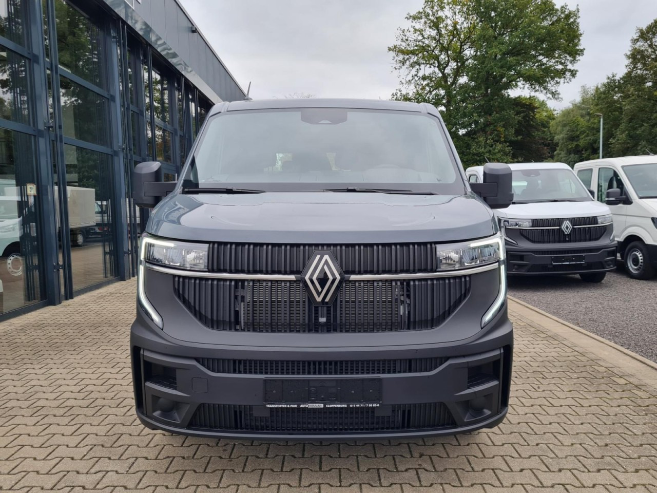 Renault Master 35 New Doka lang L3 AG Klima Komfort Tempomat - Varebil med plan, Varebil med dobbelt førerhus: bilde 2 Renault Master 35 New Doka lang L3 AG Klima Komfort Tempomat - Varebil med plan, Varebil med dobbelt førerhus: bilde 2