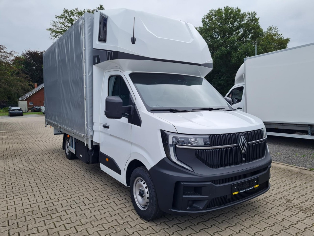 Renault Master 35 Pritsche Schiebe Plane Schlafkab 10 PAL LUFTFEDER - Varebil med kapell: bilde 2 Renault Master 35 Pritsche Schiebe Plane Schlafkab 10 PAL LUFTFEDER - Varebil med kapell: bilde 2