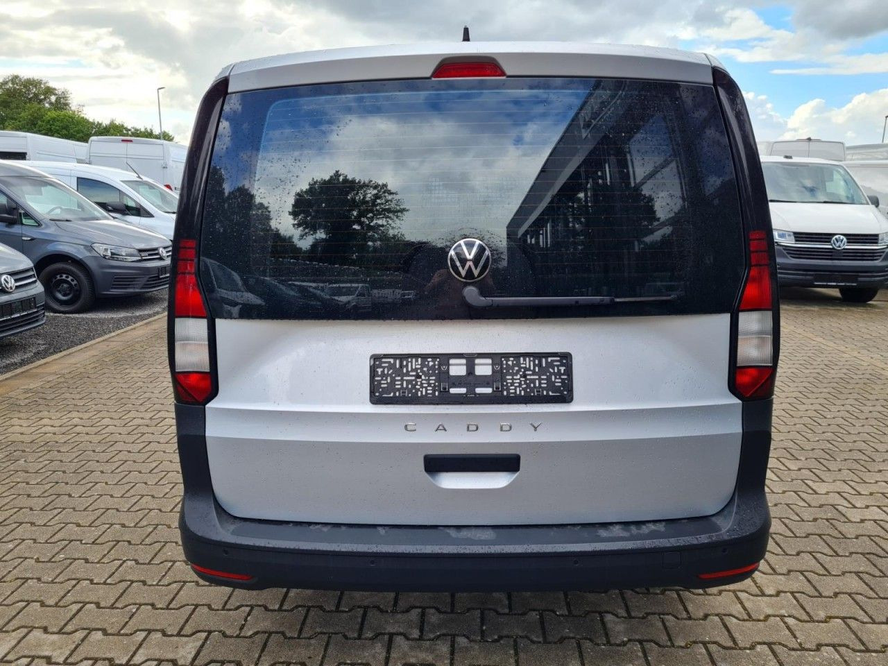 Volkswagen Caddy Cargo Maxi 2.0 TDI NAVI PDC KLIMA Alufelge - Små varebil: bilde 5 Volkswagen Caddy Cargo Maxi 2.0 TDI NAVI PDC KLIMA Alufelge - Små varebil: bilde 5
