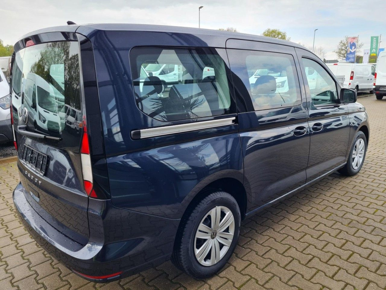 Volkswagen Caddy Maxi Kombi 7-Sitze 1.5 TSI DSG NAVI/APP TE - Personenbil: bilde 3 Volkswagen Caddy Maxi Kombi 7-Sitze 1.5 TSI DSG NAVI/APP TE - Personenbil: bilde 3