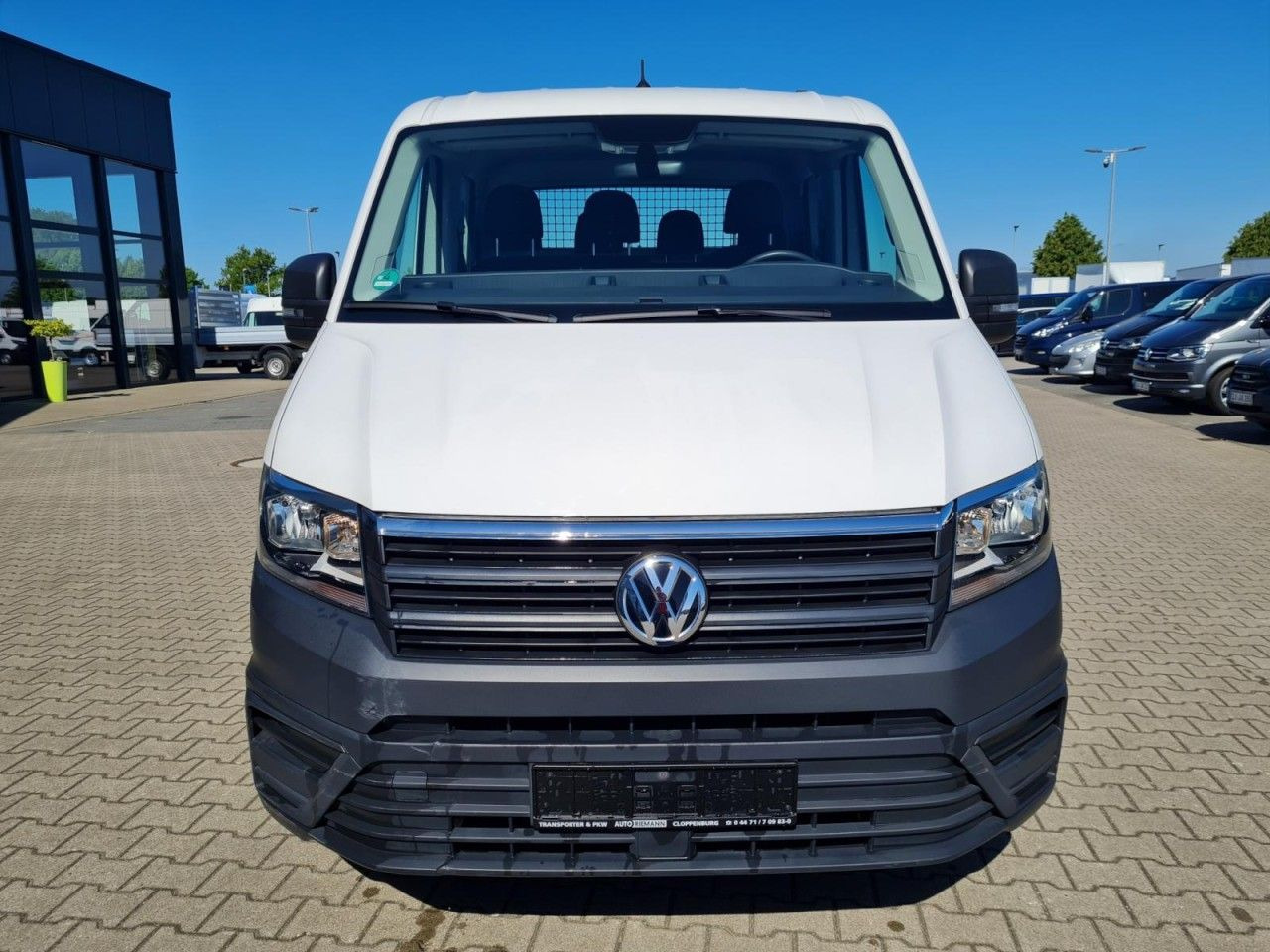 Volkswagen Crafter 35 Doka MR 7-Sitze AHK KLIMA KOMFORT - Varebil med plan: bilde 2 Volkswagen Crafter 35 Doka MR 7-Sitze AHK KLIMA KOMFORT - Varebil med plan: bilde 2