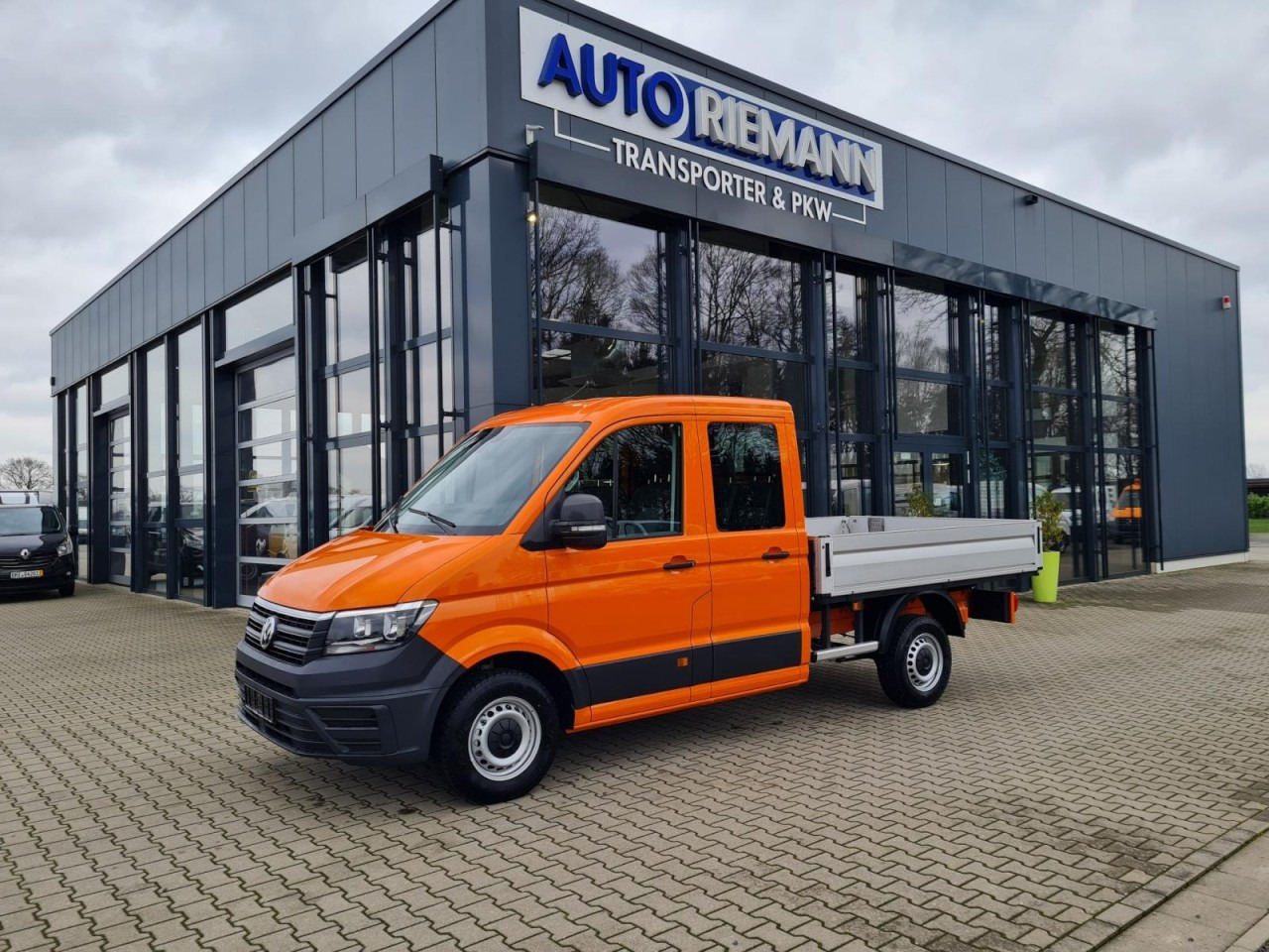 Volkswagen Crafter 35 Doka TDI MR AHK ERGO KLIMA Tempomat - Varebil med plan, Varebil med dobbelt førerhus: bilde 2 Volkswagen Crafter 35 Doka TDI MR AHK ERGO KLIMA Tempomat - Varebil med plan, Varebil med dobbelt førerhus: bilde 2