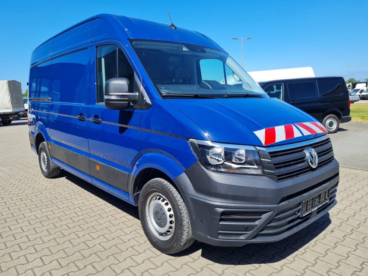 Volkswagen Crafter 35 Kasten MR L3H3 RWD AHK KAMERA NAVI TACHO - Kassebil: bilde 3 Volkswagen Crafter 35 Kasten MR L3H3 RWD AHK KAMERA NAVI TACHO - Kassebil: bilde 3