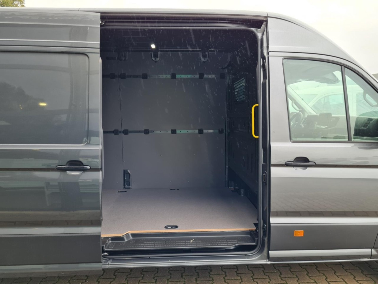 Volkswagen Crafter 35 Kasten Maxi L4H3 AG LED TEMPOMAT - Kassebil: bilde 4 Volkswagen Crafter 35 Kasten Maxi L4H3 AG LED TEMPOMAT - Kassebil: bilde 4