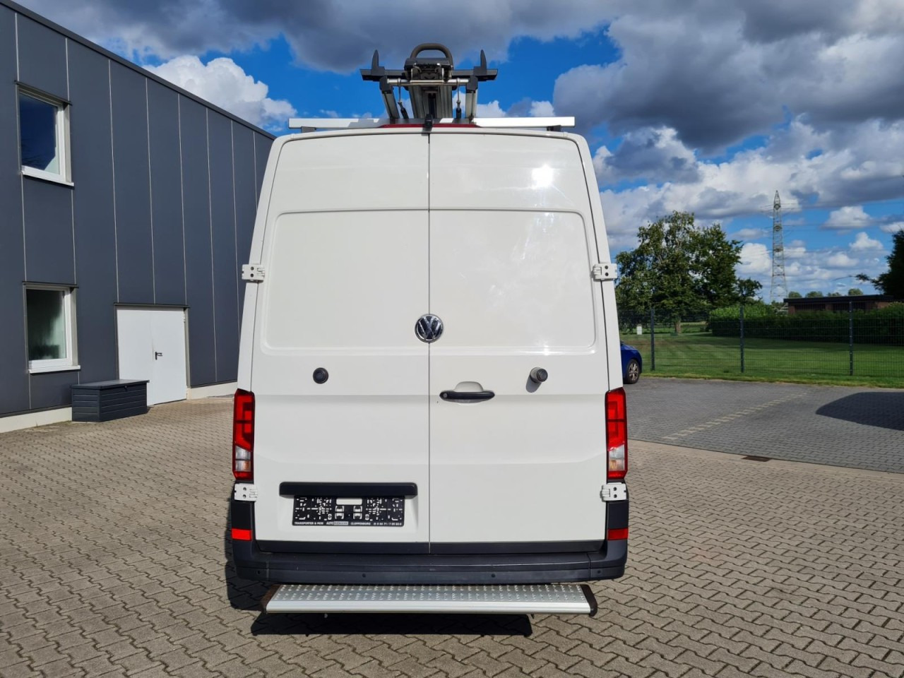 Volkswagen Crafter 35 Kasten TDI MR L3H3 NAVI TOUCH KAMERA - Kassebil: bilde 5 Volkswagen Crafter 35 Kasten TDI MR L3H3 NAVI TOUCH KAMERA - Kassebil: bilde 5