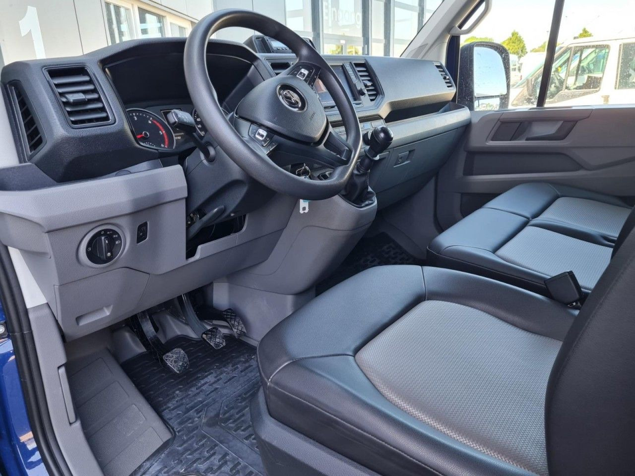 Kassebil Volkswagen Crafter 35 Kasten TDI MR L3H3 RWD AHK: bilde 9