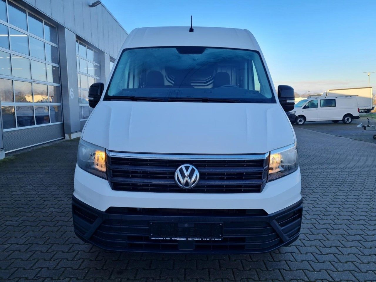 Volkswagen Crafter 35 Kasten lang L4H2 KAMERA NAVI_APP HOLZ - Kassebil: bilde 2 Volkswagen Crafter 35 Kasten lang L4H2 KAMERA NAVI_APP HOLZ - Kassebil: bilde 2