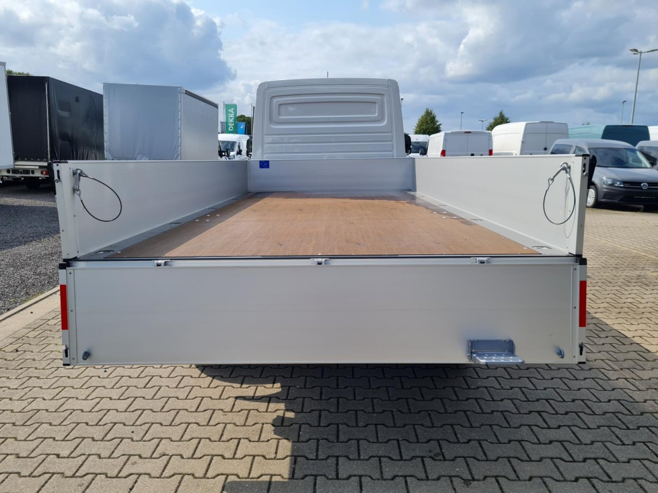 Volkswagen Crafter 35 Pritsche TDi L4 lang KLIMA TEMPOMAT - Varebil med plan: bilde 5 Volkswagen Crafter 35 Pritsche TDi L4 lang KLIMA TEMPOMAT - Varebil med plan: bilde 5