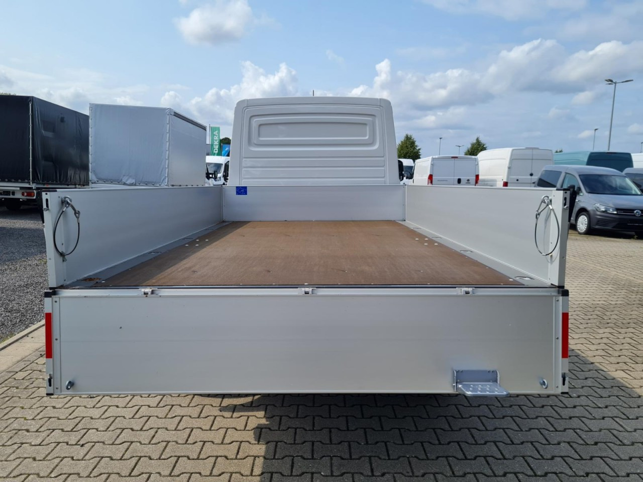 Volkswagen Crafter 35 Pritsche TDi MR L3 KLIMA TEMPOMAT - Varebil med plan: bilde 5 Volkswagen Crafter 35 Pritsche TDi MR L3 KLIMA TEMPOMAT - Varebil med plan: bilde 5