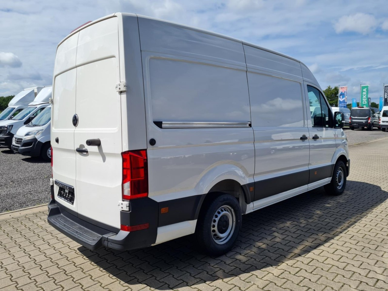 Volkswagen Crafter Kasten MR L3H3 KLIMA KOMFORT PDC TEMPOMAT - Små varebil: bilde 4 Volkswagen Crafter Kasten MR L3H3 KLIMA KOMFORT PDC TEMPOMAT - Små varebil: bilde 4