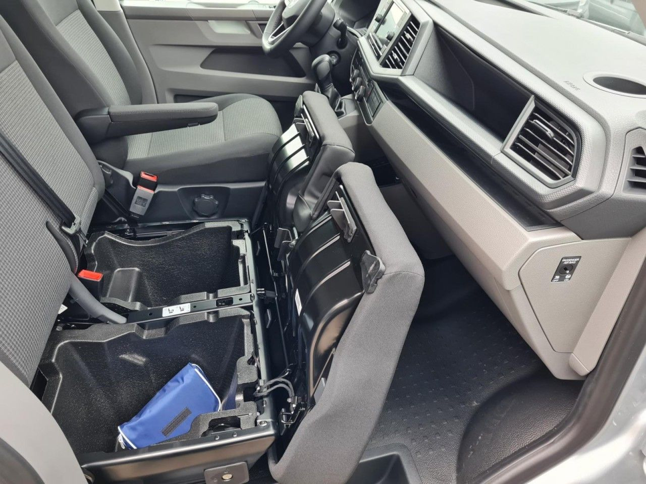 Små varebil Volkswagen T6.1 Kasten TDI lang DSG LED KAMERA TEMPOMAT: bilde 18