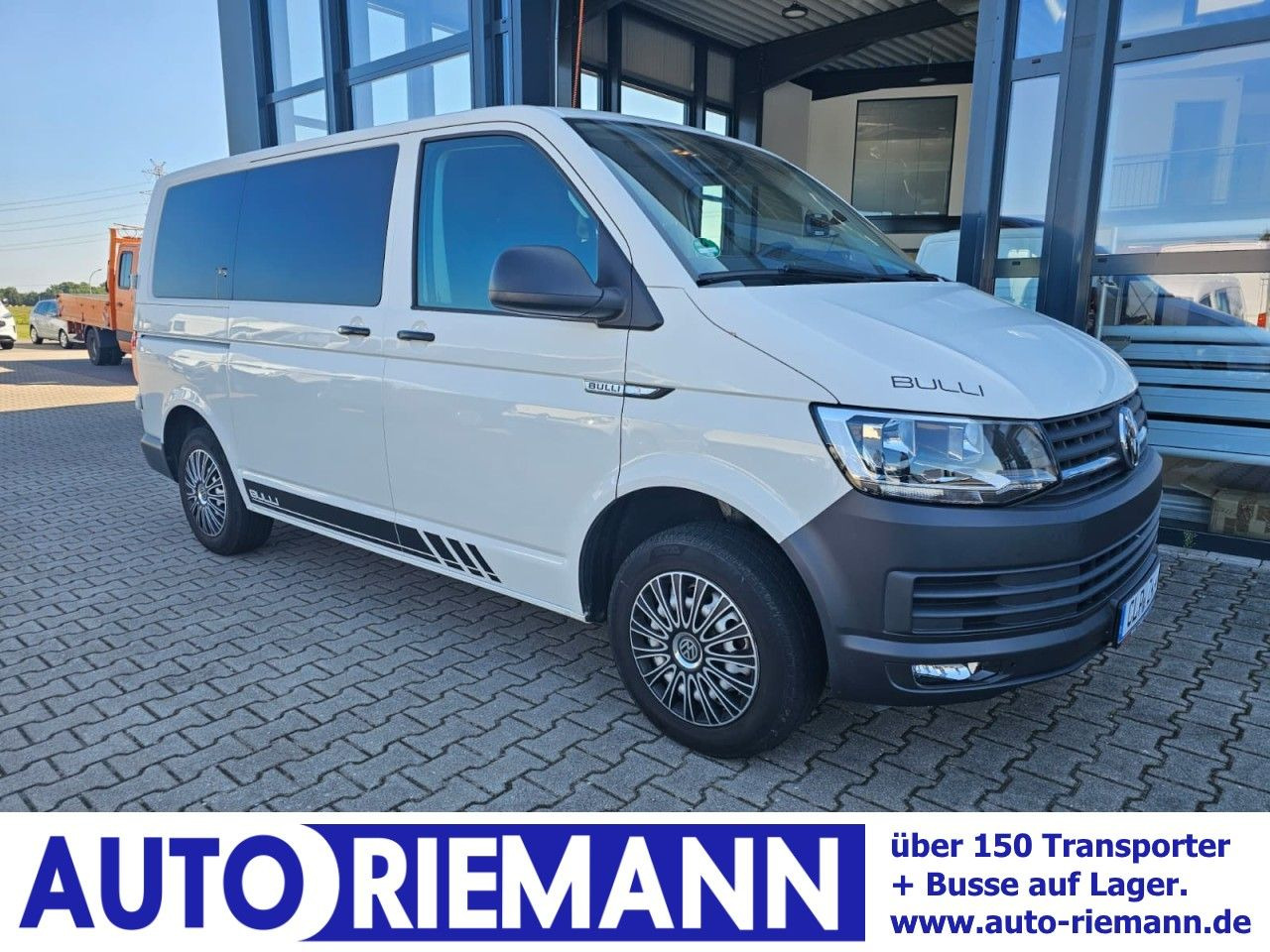 Volkswagen T6 Camper 2.0 TDI AHK KAMERA ZUSATZBATTERIE - Bybobil: bilde 1 Volkswagen T6 Camper 2.0 TDI AHK KAMERA ZUSATZBATTERIE - Bybobil: bilde 1