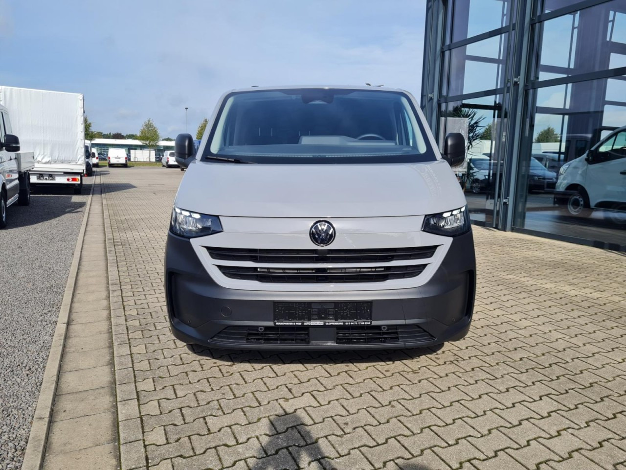 Volkswagen T7 Transporter Kasten TDi AG L2 AHK KLIMA KAMERA LED - Små varebil: bilde 2 Volkswagen T7 Transporter Kasten TDi AG L2 AHK KLIMA KAMERA LED - Små varebil: bilde 2